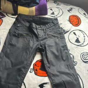 Rock and republic jeans size 4